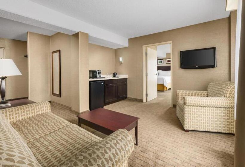 Люкс Кровать Кинг, Holiday Inn Express Boston Brockton, An Ihg
