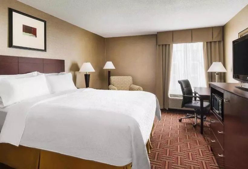 障害者適応デラックスルーム, Holiday Inn Express Boston Brockton, An Ihg