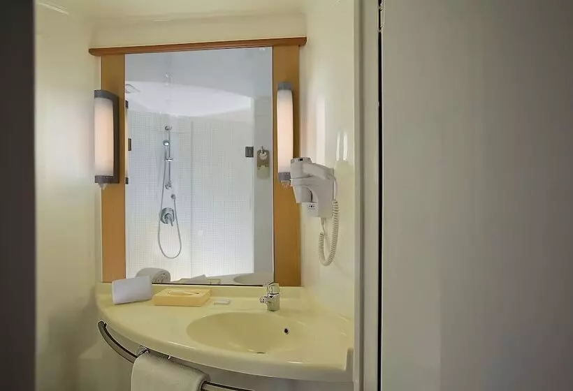 اتاق استاندارد, Ibis Nashik   An Accor Brand