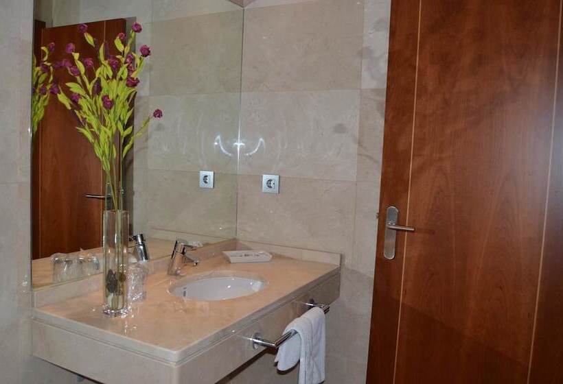 חדר סטנדרט, Jarama