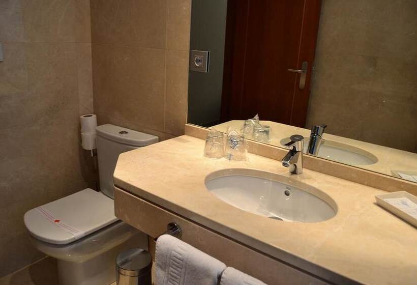 חדר סטנדרט, Jarama