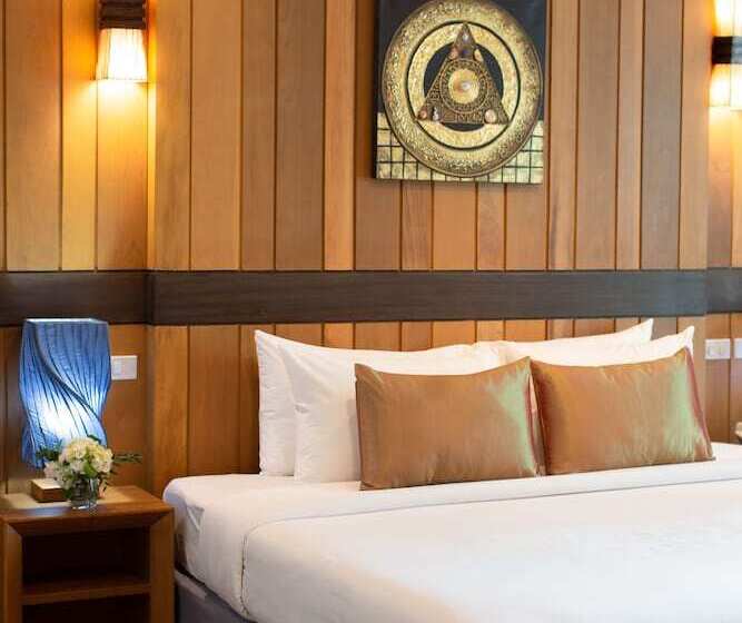 סוויטת ג'וניור, Khum Phucome Hotel  Sha Extra Plus