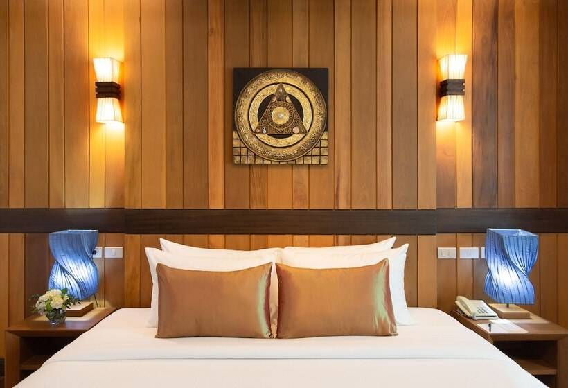 סוויטת ג'וניור, Khum Phucome Hotel  Sha Extra Plus