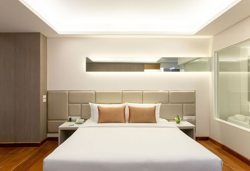 חדר אקזקיוטיב, Khum Phucome Hotel  Sha Extra Plus