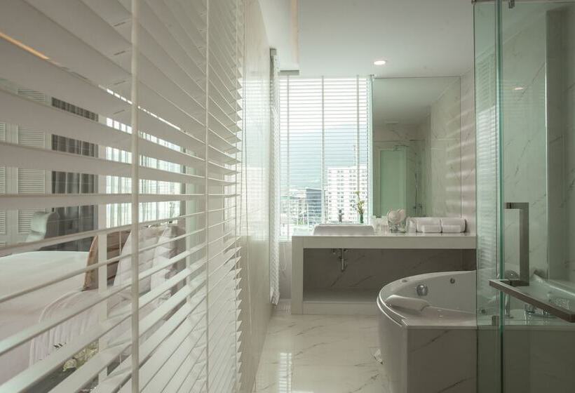 סוויטה אקזקיוטיב, Khum Phucome Hotel  Sha Extra Plus