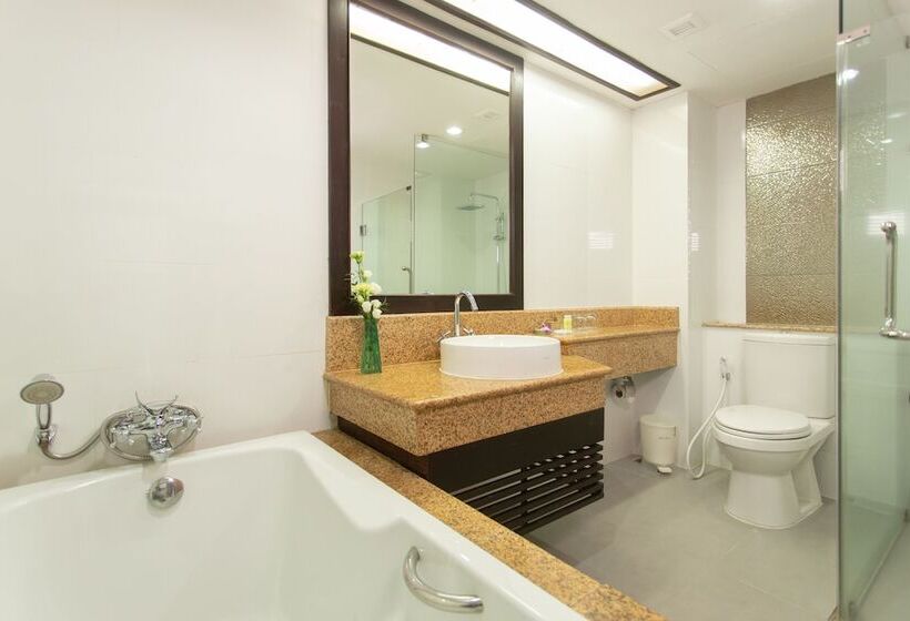 חדר דלוקס, Khum Phucome Hotel  Sha Extra Plus