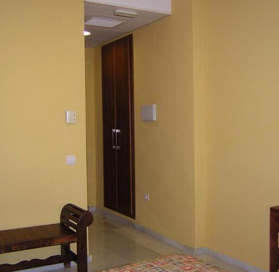 اتاق استاندارد, Lince