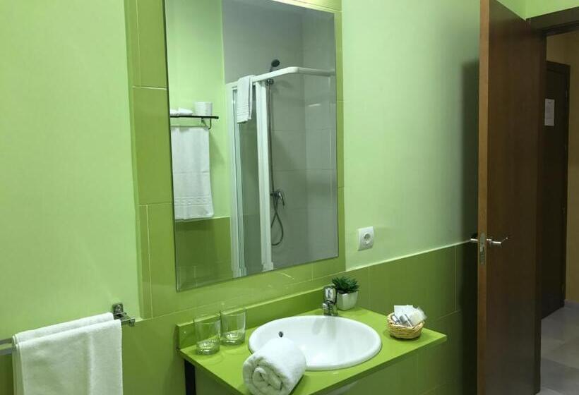 اتاق استاندارد, Lince