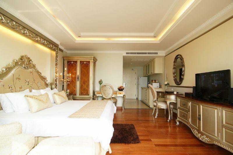 اتاق لوکس, Lk The Empress