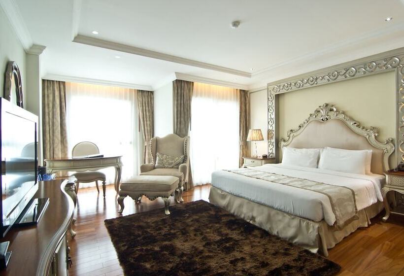 اتاق سوپریور با چشم‌انداز شهر, Lk The Empress