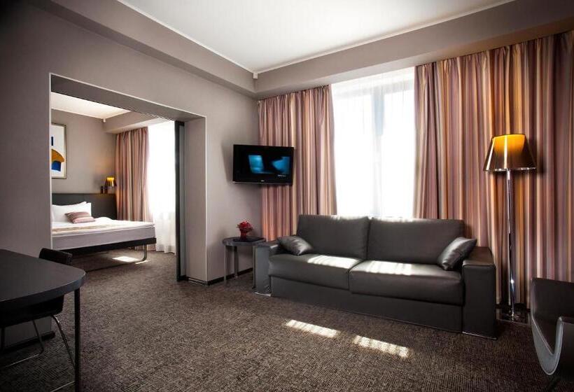سوئیت با تخت بزرگ, Mercure Kyiv Congress