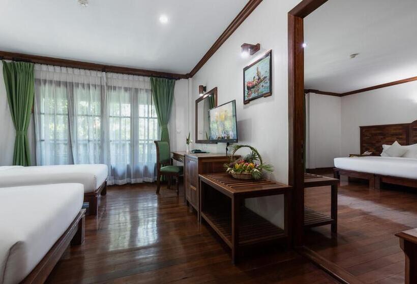 Habitación Familiar Deluxe, Pierre
