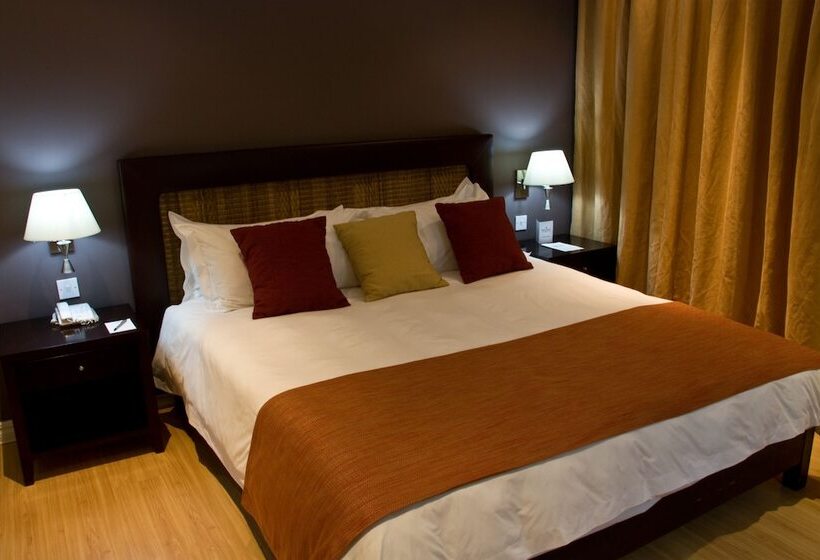 标准间带双人床, Protea Hotel By Marriott Chipata