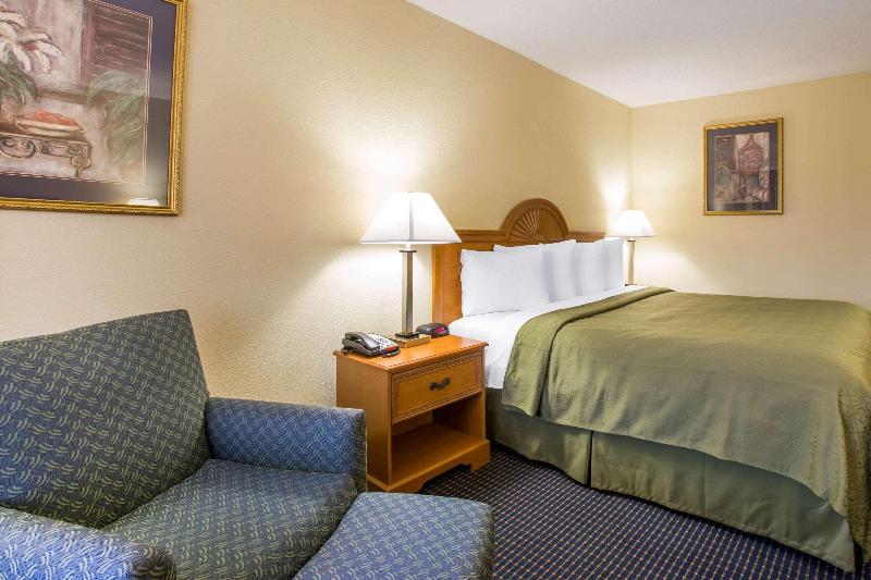غرفة قياسية سرير كينج, Quality Inn Americus