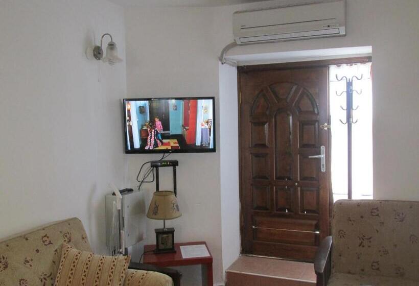 Apartamento 2 Quartos, Sabah Pansiyon