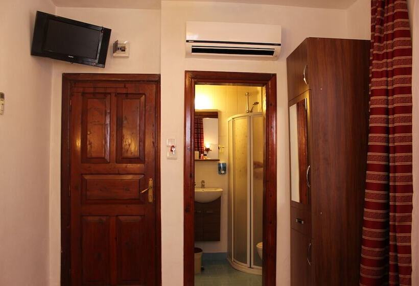 Quarto standard, Sabah Pansiyon