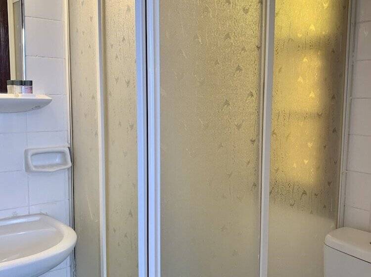 Standard Room, Sabah Pansiyon