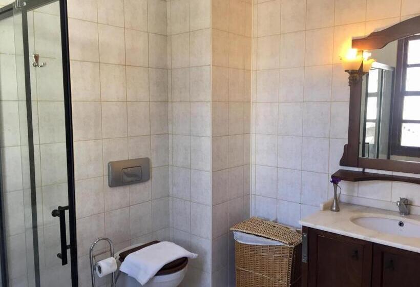 Casa 2 Dormitórios, Sabah Pansiyon