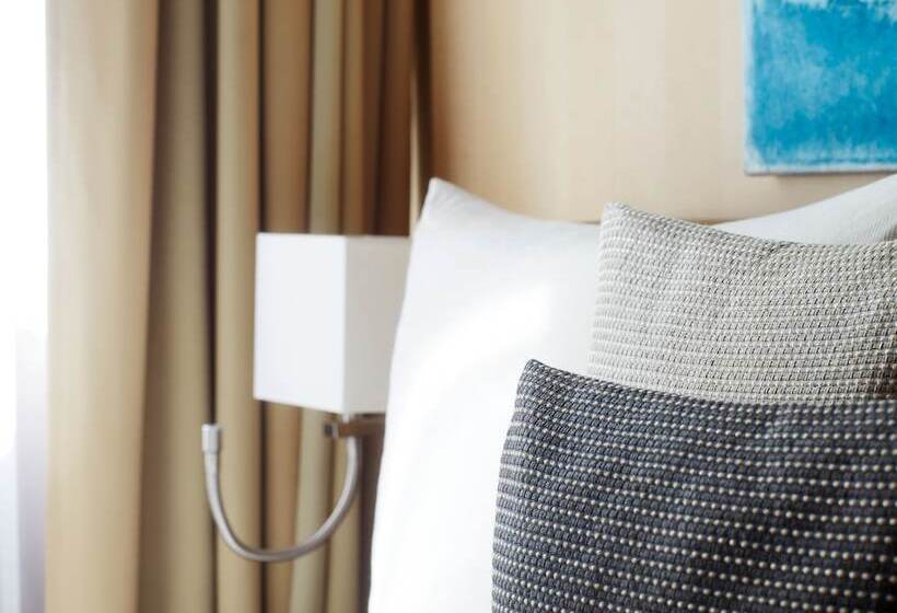 Номер бизнес-класса, Living Hotel Düsseldorf