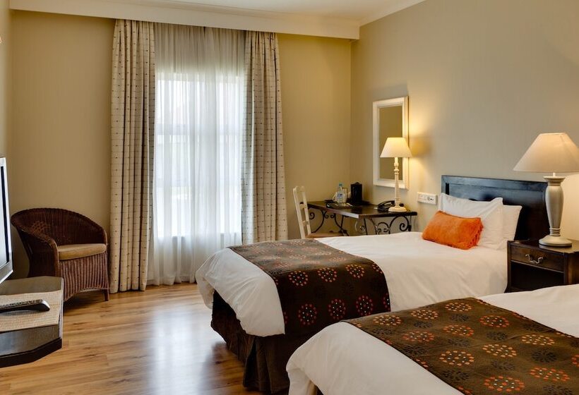 Номер Стандарт 2 Двуспальные Кровати, Protea Hotel By Marriott Mahikeng