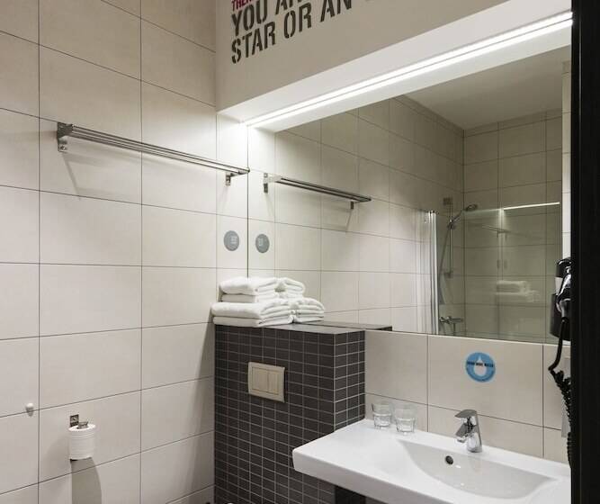 اتاق استاندارد, Comfort Hotel LT – Rock ‘n’ Roll Hotel Vilnius