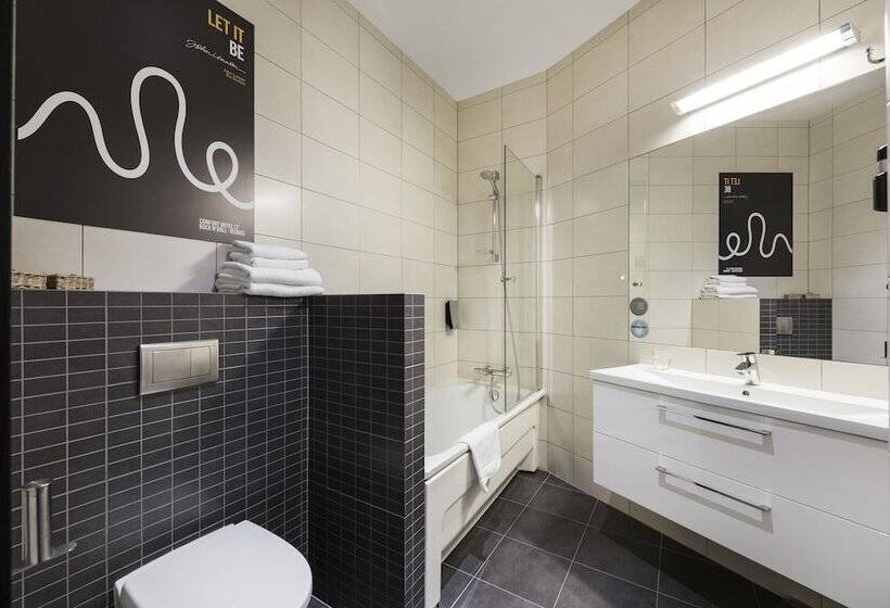سوییت, Comfort Hotel LT – Rock ‘n’ Roll Hotel Vilnius