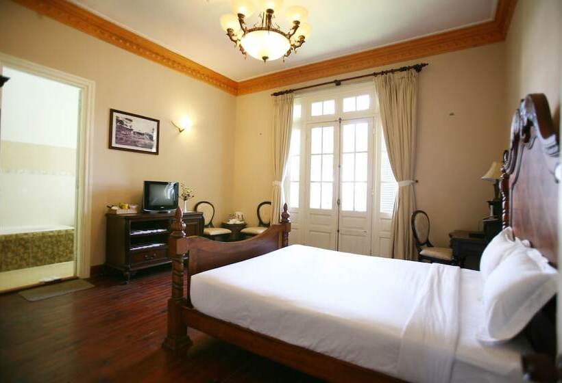 اتاق لوکس, Dalat Cadasa Resort