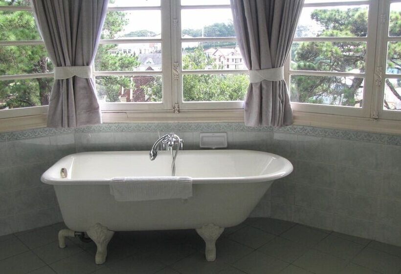 اتاق استاندارد, Dalat Cadasa Resort