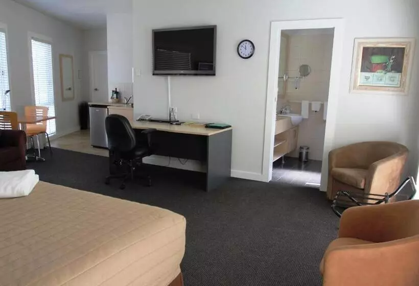 プレステージルーム, Aston Hill Motor Lodge