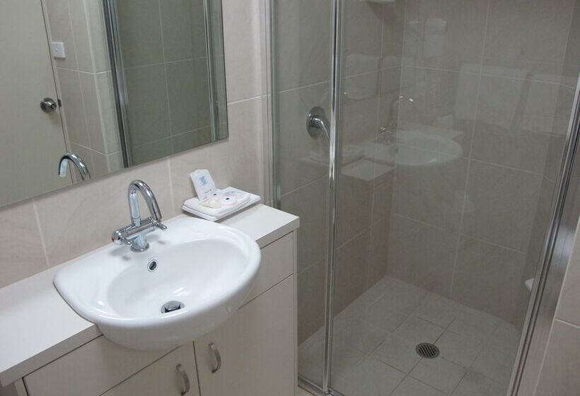 エクゼクティブルーム, Aston Hill Motor Lodge