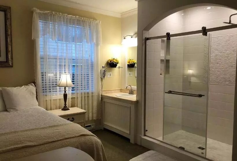 デラックスルーム, Best Western Grandmas Feather Bed