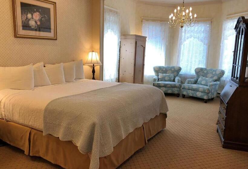 غرفة قياسية سرير كينج, Best Western Grandmas Feather Bed