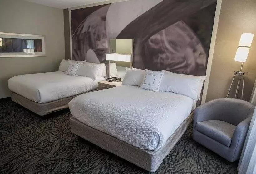 スタンダードルーム, Courtyard By Marriott Hickory