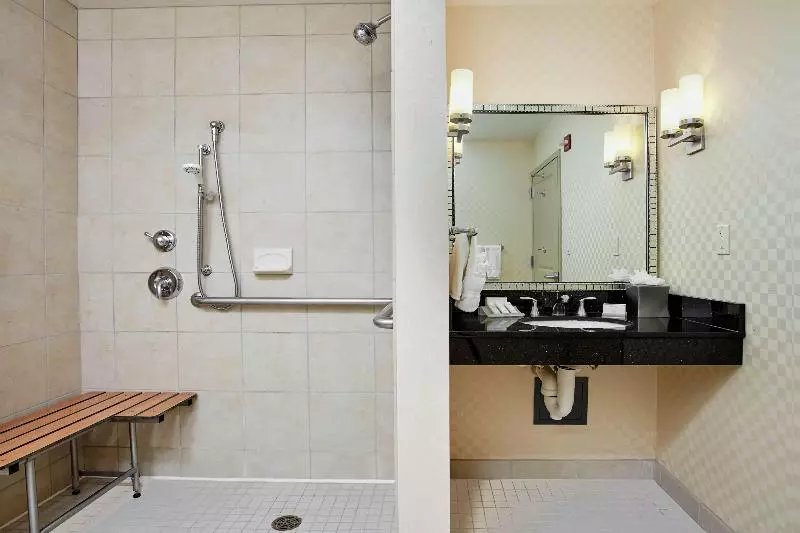 キングサイズベッドのスタンダードルーム, Hilton Garden Inn Rockville Gaithersburg