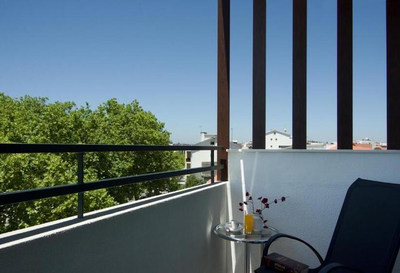 标准单人间, Lagoa Dos Pastorinhos