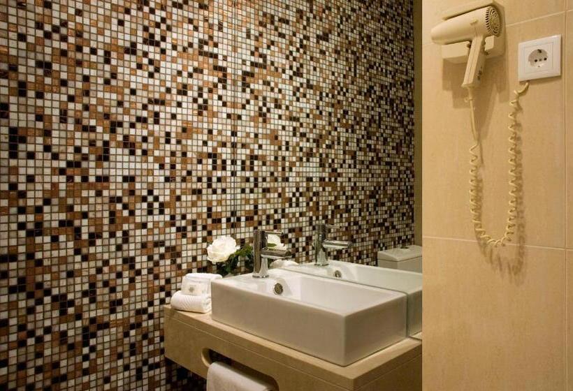 家庭间, Lagoa Dos Pastorinhos