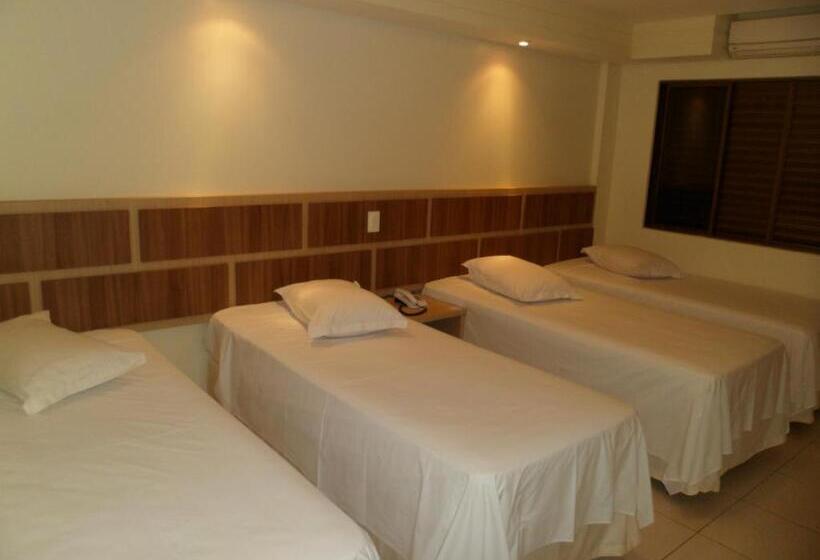 豪华三人间, Praia Sol