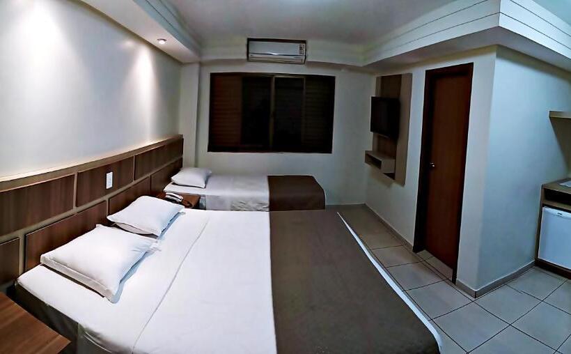 豪华三人间, Praia Sol