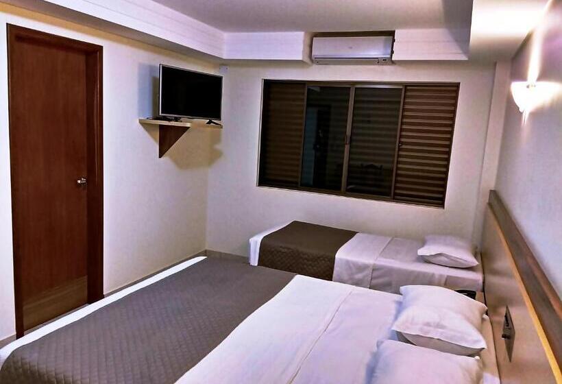 豪华三人间, Praia Sol