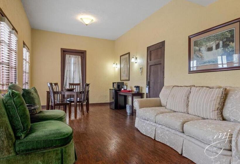 سوئیت پرزیدنت, Seville