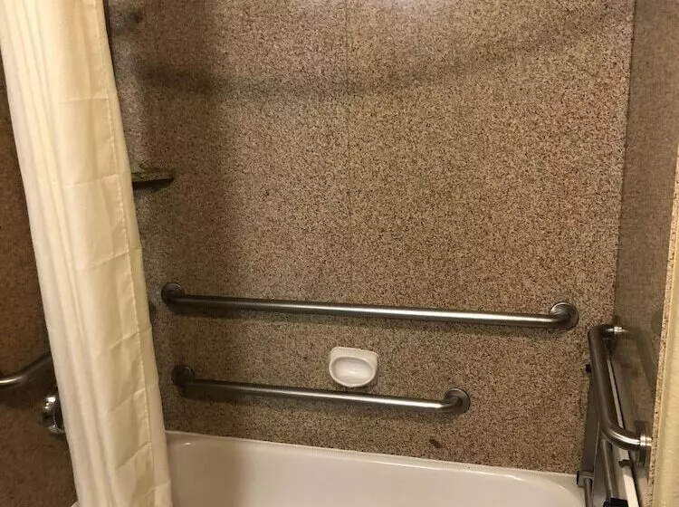 身障者適用スイートルーム, Sleep Inn & Suites Hewitt  South Waco