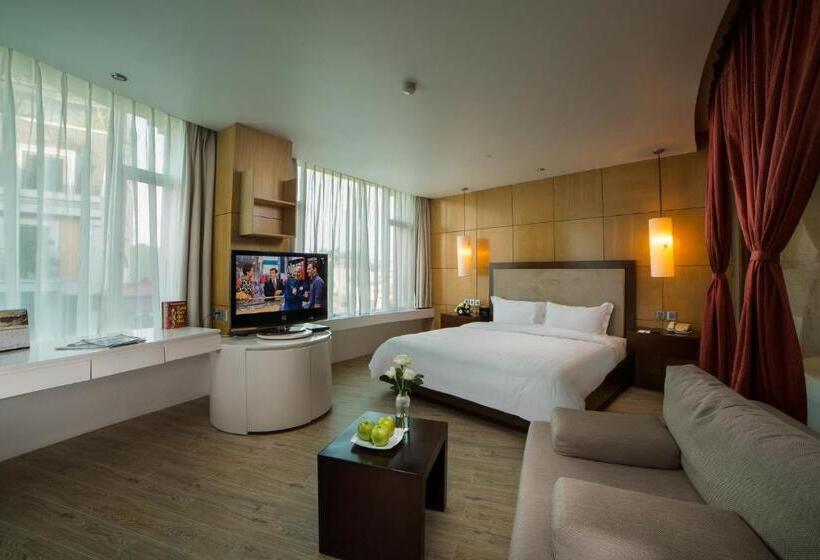 استودیوی استاندارد, The Hanoi Club Hotel & Residences