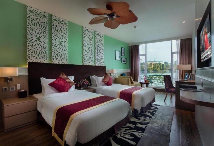 اتاق پریمیوم با چشم‌انداز دریاچه, The Hanoi Club Hotel & Residences