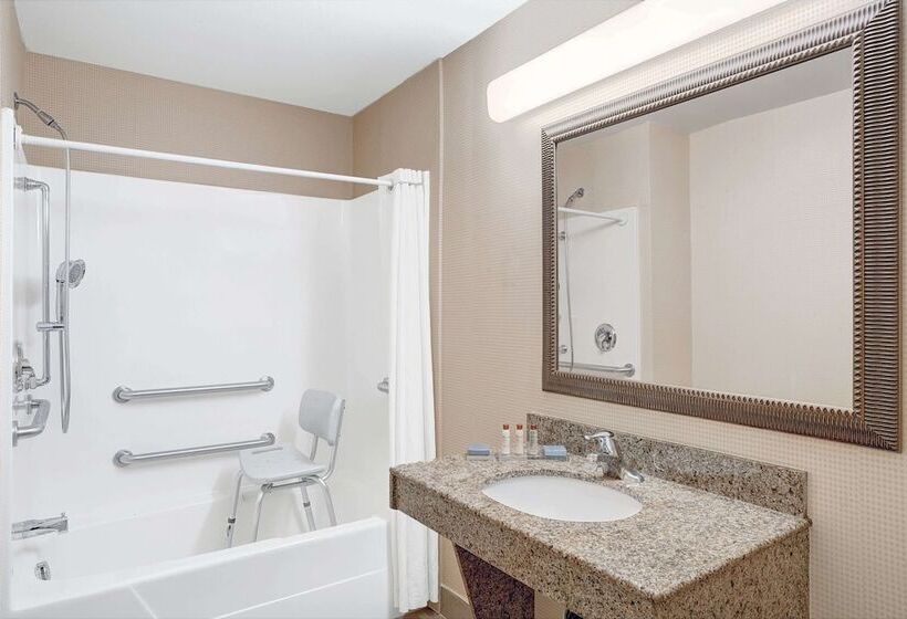 غرفة قياسية لذوى الاحتياجات الخاصة, Wingate By Wyndham Atlanta Fairburn