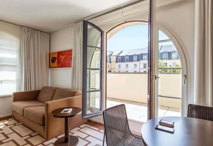 آپارتمان 1 خوابه با بالکن, Adagio Serris Val D Europe