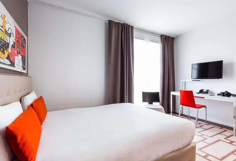 استودیوی استاندارد, Adagio Serris Val D Europe