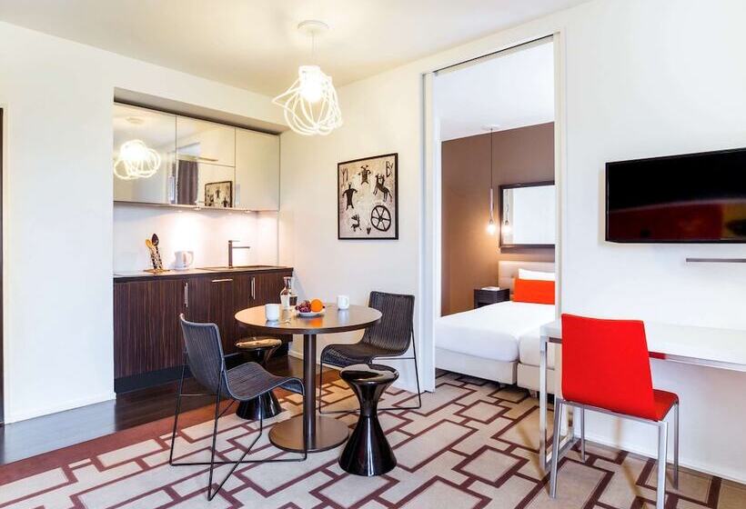 Апартаменты 1 Спальня с Балконом, Adagio Serris Val D Europe