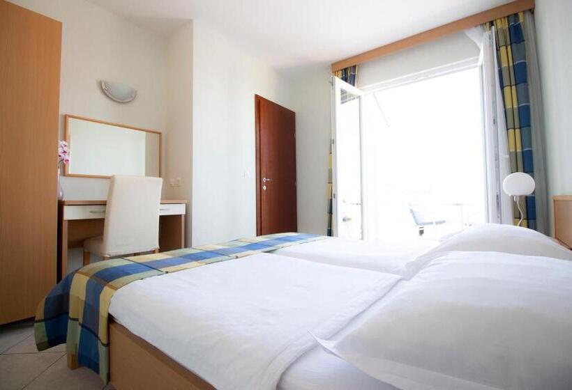 Апартаменты 1 Спальня, Apartments Ivana