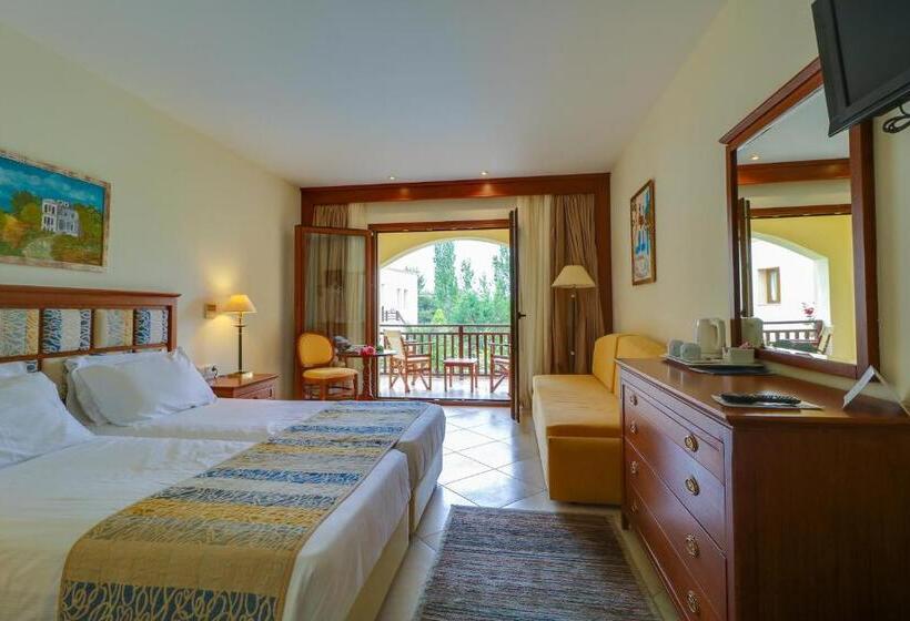 标准间带游泳池, Aegean Melathron Thalasso Spa