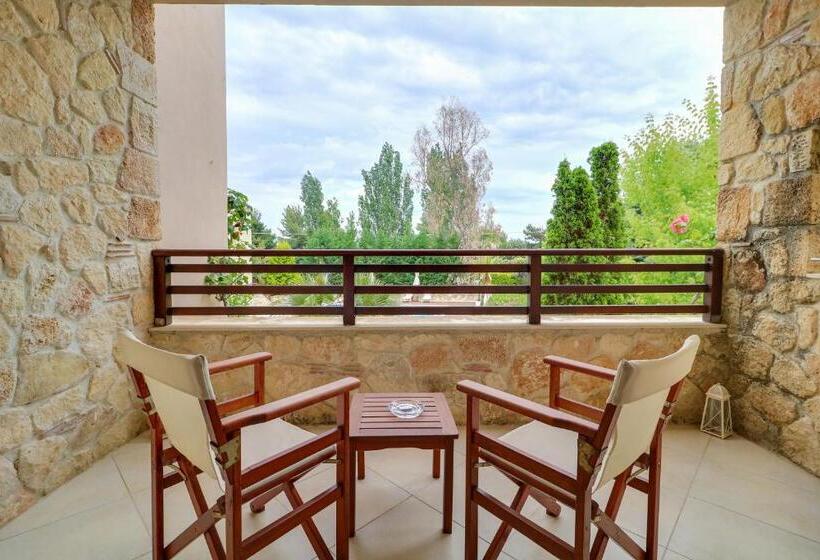 小型套房带泳池景, Aegean Melathron Thalasso Spa